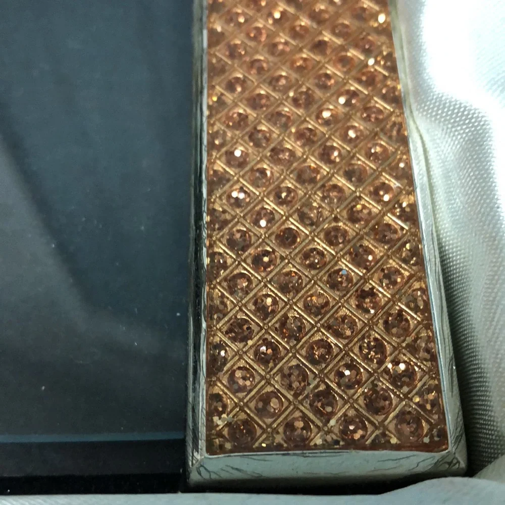 Pink blinged out Elegance 5” x 7” picture frame‎